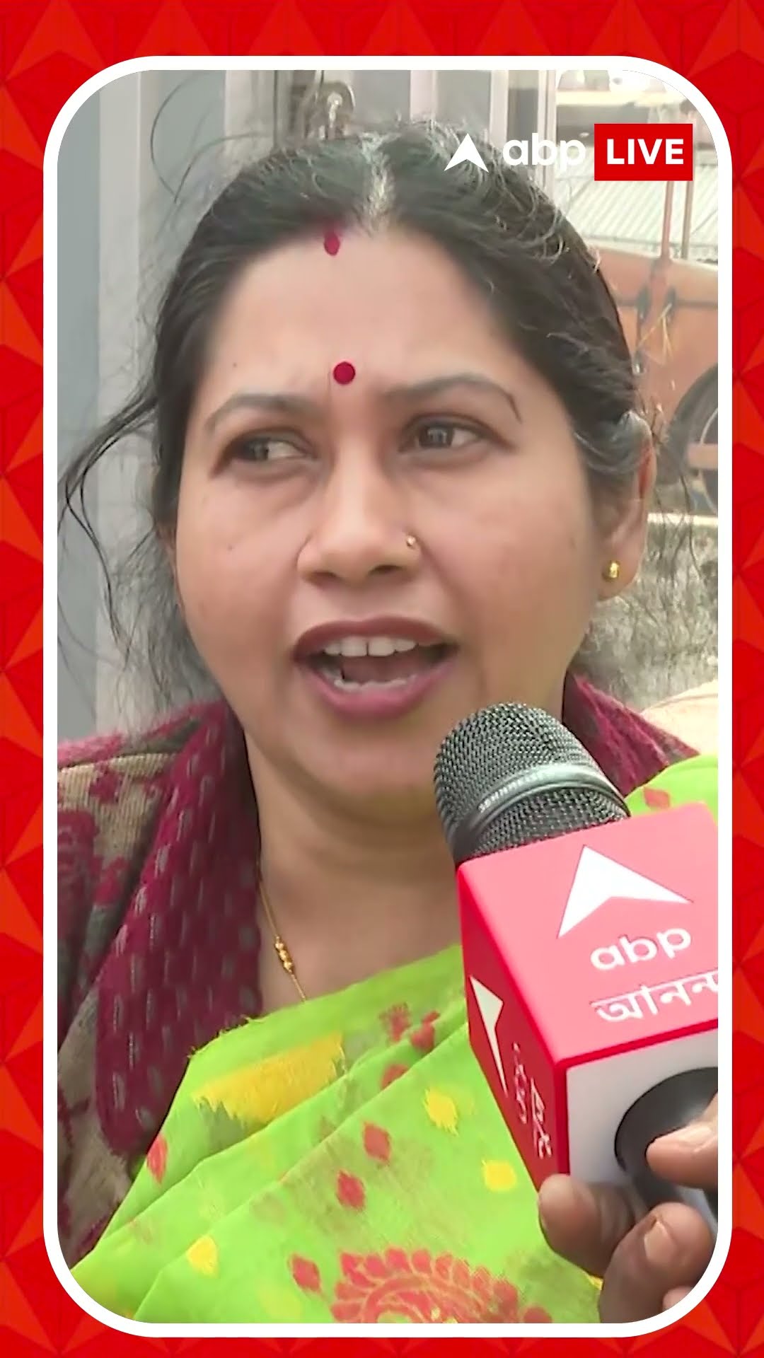 'সেনার তেমন কোন ভূমিকা দেখা যাচ্ছে না', বলছেন বাংলাদেশি নাগরিক