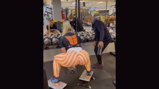 Glutes and Quads Workout   Claire Thomas   Julia Vins   Dani Speegle   Vivi Wink