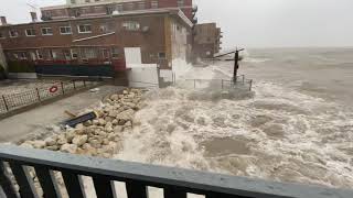 Massive Waves Pound the Chicago Coastline, Disaster Declared