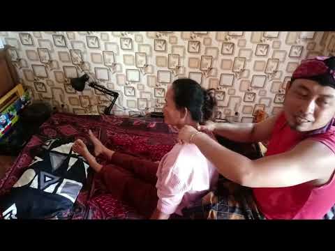 Asmr Massage a woman in the home Teja Arum Melati Wangi Tulungagung Jawa Timur