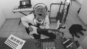 LIVE LOOPING, Improvisacion en ABLETON + AKAI apc mini.