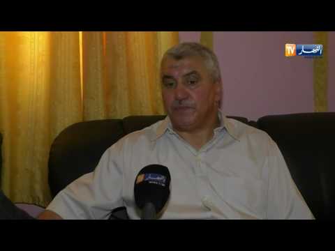 تعليم عالي طلبة يتحصلون على المنحة الجامعية رغم تجميد السنة