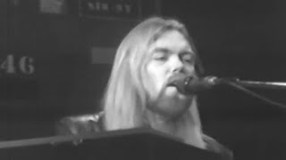 Video thumbnail of "The Allman Brothers Band - Midnight Rider - 1/5/1980 - Capitol Theatre (Official)"