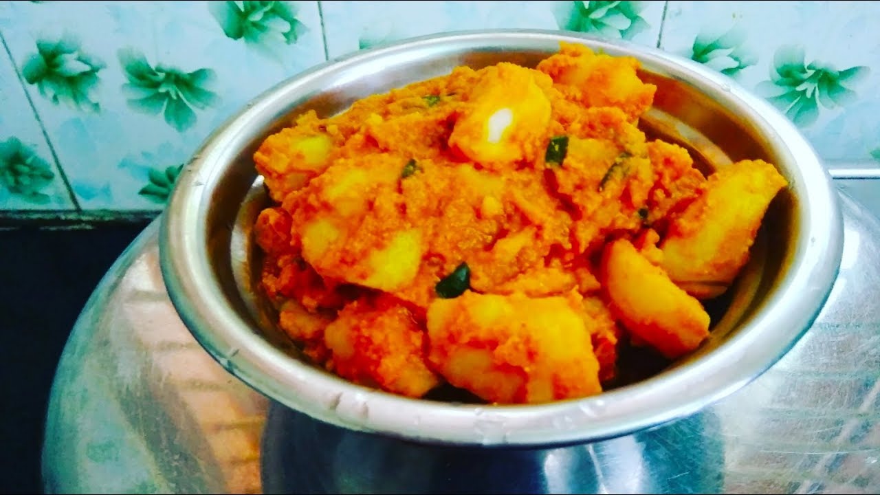 Hanucreations Potato Gravy for Rice, Chapathi/Potato Curry/Potato