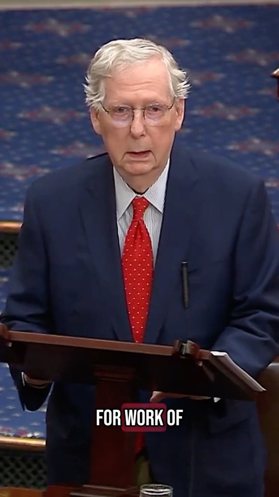 Sen. Mitch McConnell receives standing ovation after announcing he won’t run for reelection #shorts