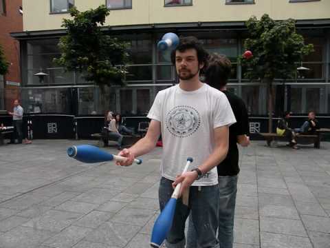 Keelan and Conor Juggling