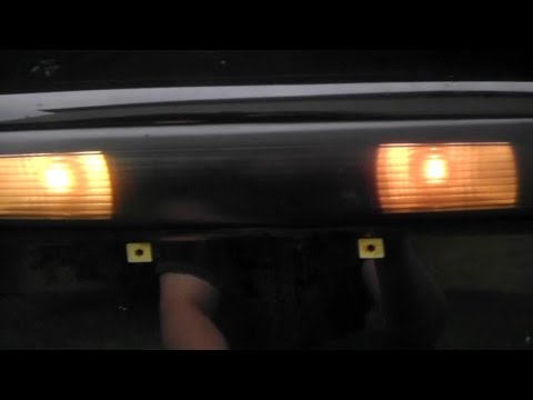 04-08 Pontiac Grand Prix - How to replace Reverse Lamps & License Plate Lamps