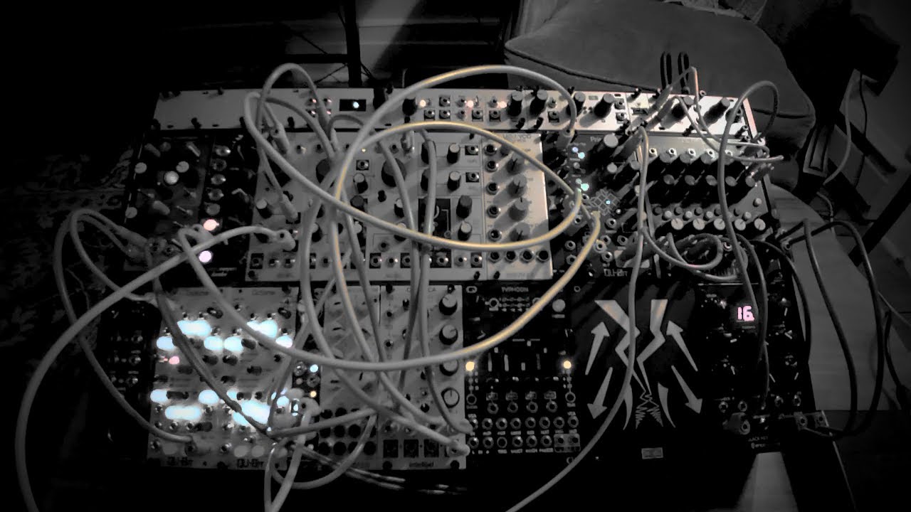 Traces (Adrian Foster / 2023)