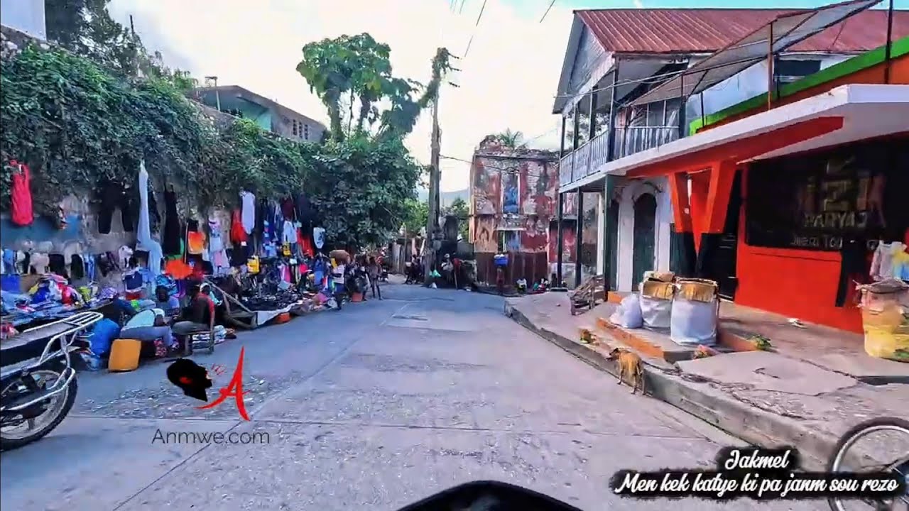 Жакмель: Центр города Жакмель | Эти чистые районы Жакмеля СМИ никогда не хотят показывать миру