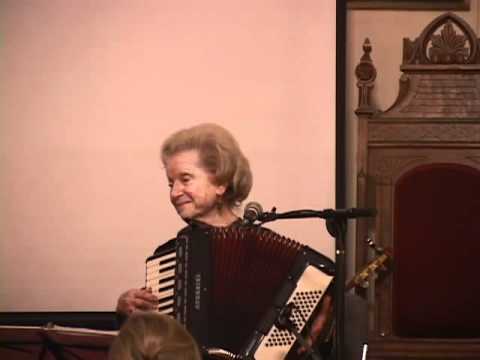 Flory Jagoda on the accordion!