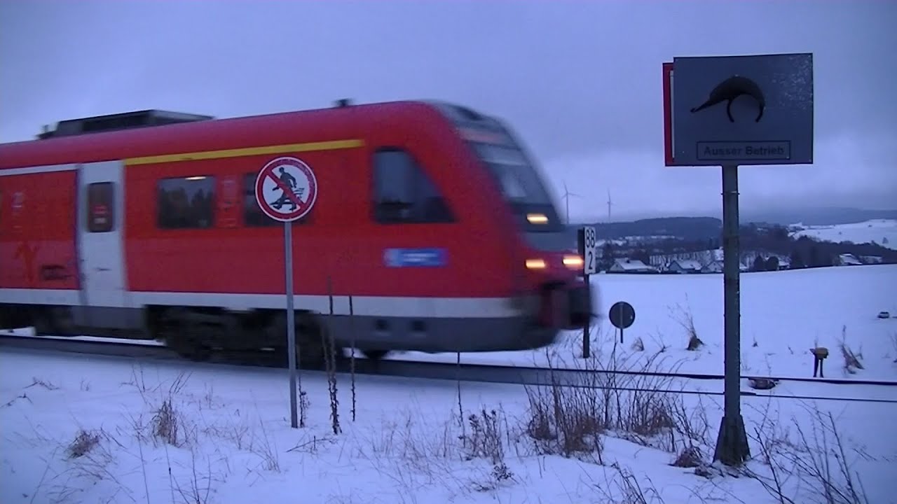 Spoorwegovergang Streitau (D) // Railroad crossing // Bahnübergang
