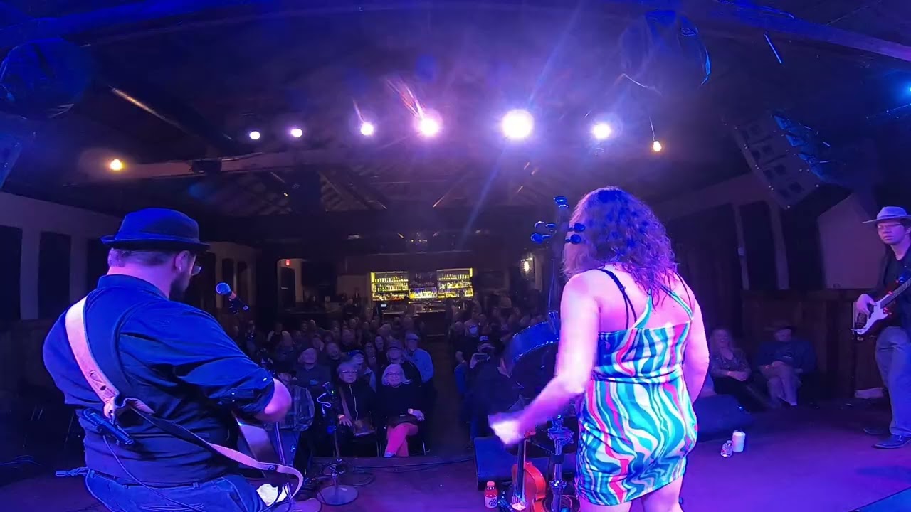 Obejrzyj Dirty Cello - Cloud 9 w YouTube Obejrzyj Dirty Cello - Cloud 9 w YouTube