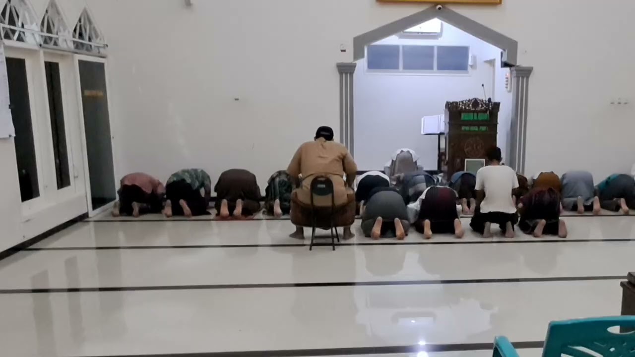 @Jamaah shubuh MASJID REST AREA 24 JAM MASJID HAJI ALABROR JL RAYA PATI-KUDUS KM 4 Pati 