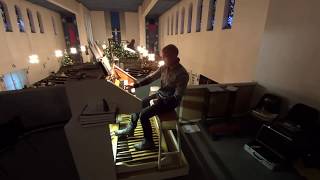 Nun freut euch ihr Christen - Adeste fideles - Godehard Pötter an der Orgel