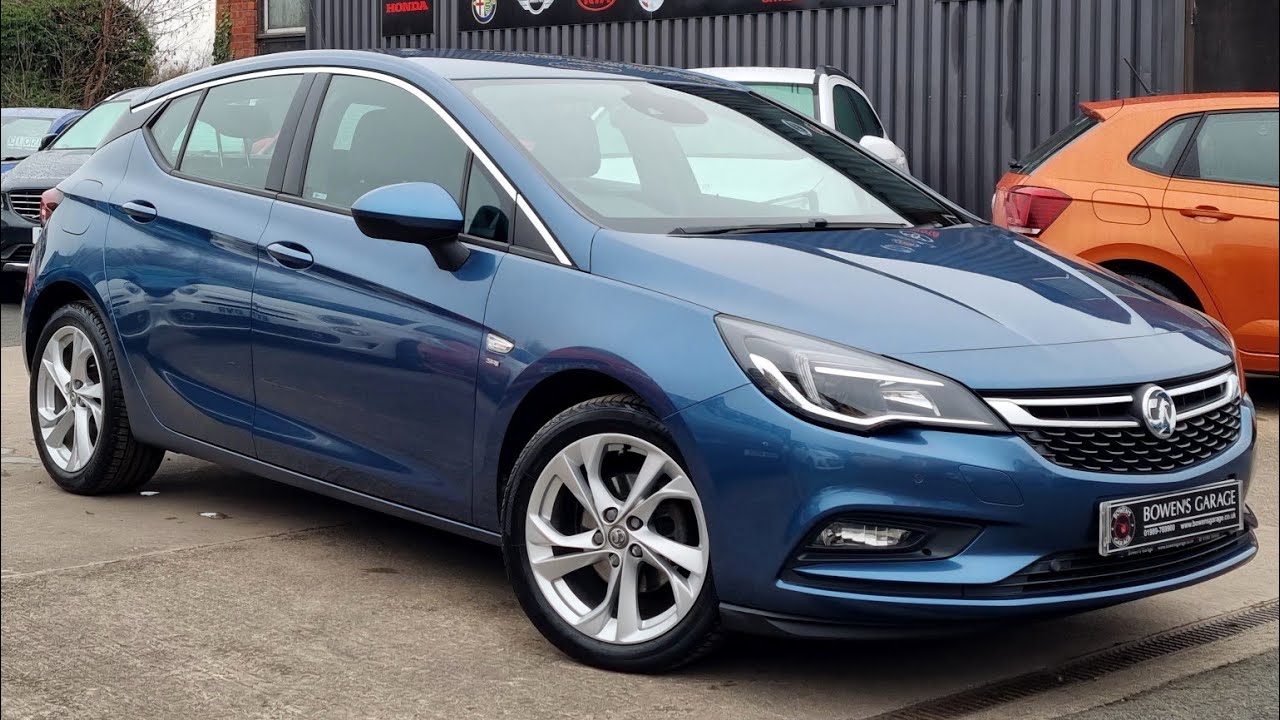 2016 (66) Vauxhall Astra SRI 1.4T Auto 5Dr in Deep Sky Blue. 13k Miles. 5 Services. Big Spec.£12,990