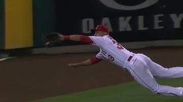 LAD@LAA: Ortega makes an outstanding diving catch