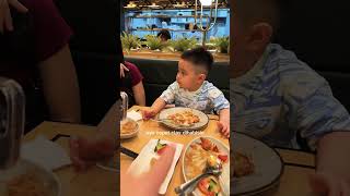 Mana baru hamil lagi. Kayanya berasa tambah serem liatnya kalo pas dia bete.Aku main aman aja deh 😂