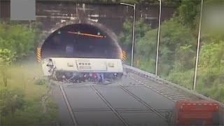 Top 10 Most Shocking Bus Crash Compilation   Part 02