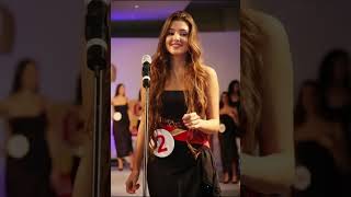 Estetiksiz Doğal Güzellik Hande Erçel