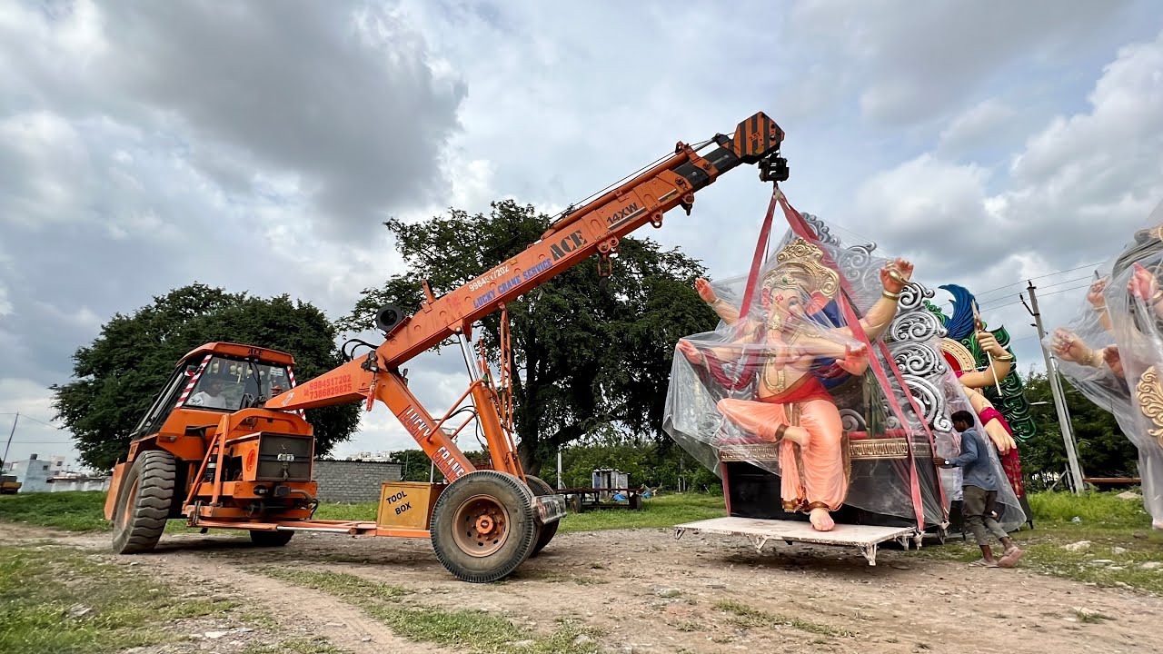Ganesh Idol Transporting from Hyderabad | Sri Chowdhary arts Ganesh Idols 2022 | Ganesh Aagman 2022
