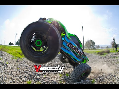 traxxas-maxx-review---velocity-rc-cars-magazine---bash-perfect?