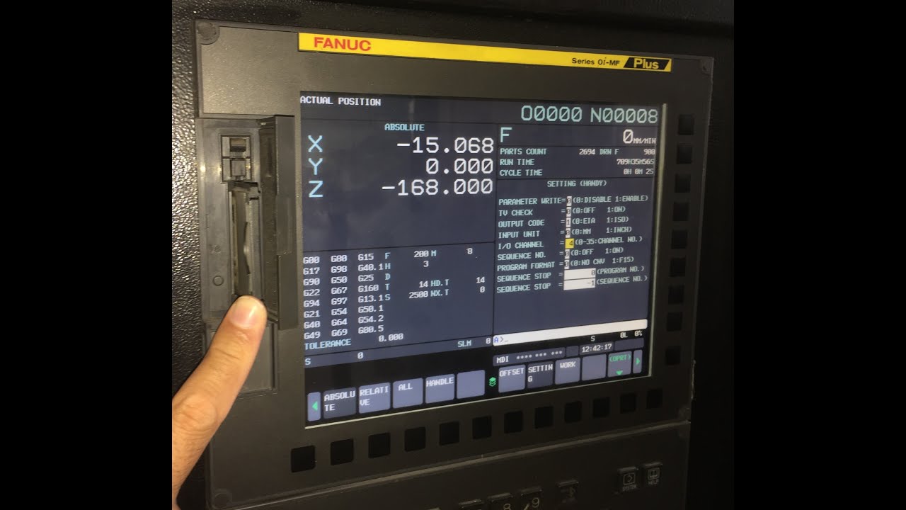 Fanuc Oi-MF Plus - Program Works From CF Card - YouTube