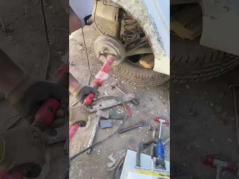 pulling 💪 #automobile #suzuki #carrestorationproject #tatasafarilovers #mechanic