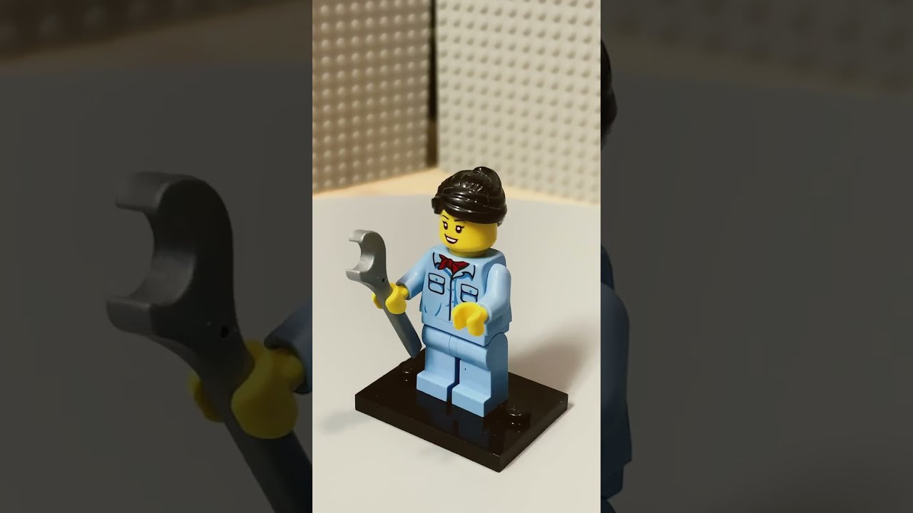 Check out my perfectly normal minifigures 