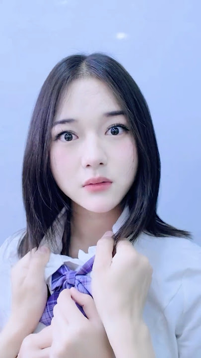 One Roach, One Spin… One Love Confession!😳💘 #linhchihihi #messyclassroom #schoolcrush #schooldrama