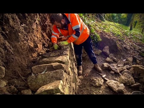 Dry Stone Walling - Retaining Rebuild 3