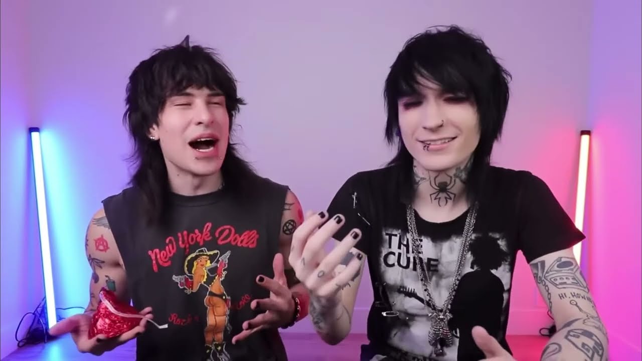 Jake and Johnnie being chaotic for eight minutes￼