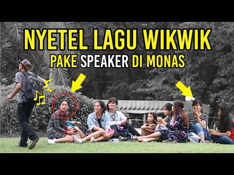 PRANK WIKWIK PAKE SPEAKER AUTO NGAKAK DI MONAS