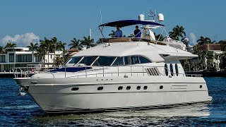 $900,000 Yacht Tour : 2000 Viking/Princess 22M