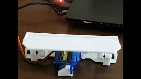 Test of the first segment of my servo controlled seven segment digit - Nerdiy.de