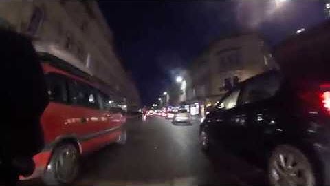 How to Filter Through Traffic Like a Boss on a Bicycle!