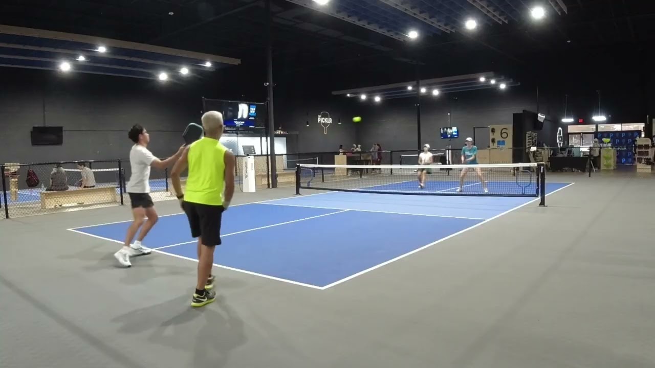 Sophia & Maddy –vs– Calvin & Nolan