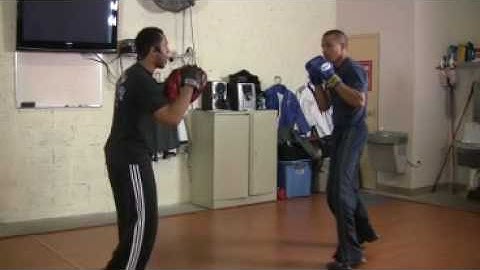 Bruce Lee kickboxing ABD (Attack by Drawing) Jeet Kune Do Concepts Training