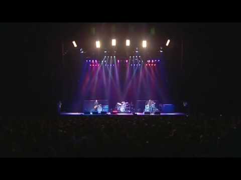 Gary Moore - Walking By Myself (Live) Sheffield