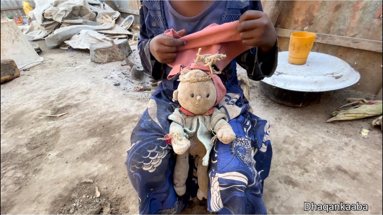 Nolasha caadigaa ee tuulada mareeray  My normal life in village of Mareeray, Somalia