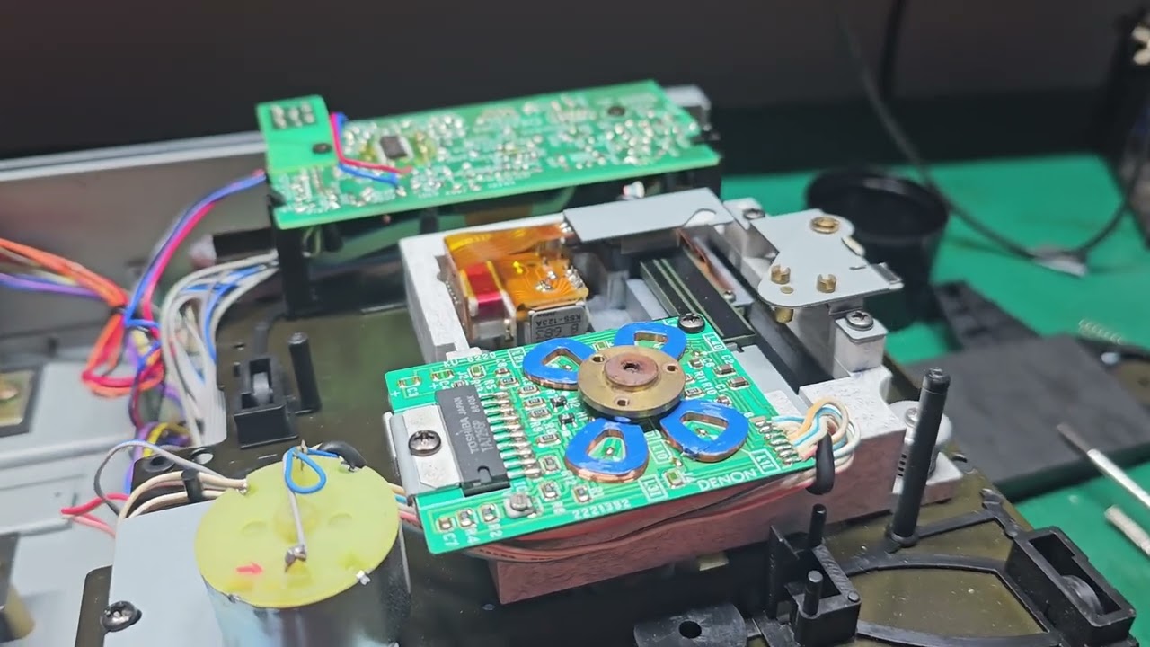 DENON - DENON クラシックCD ７５枚　ラック　解説本付 アバック名古屋】DENONフラッグシップSACDプレーヤー 『DCD