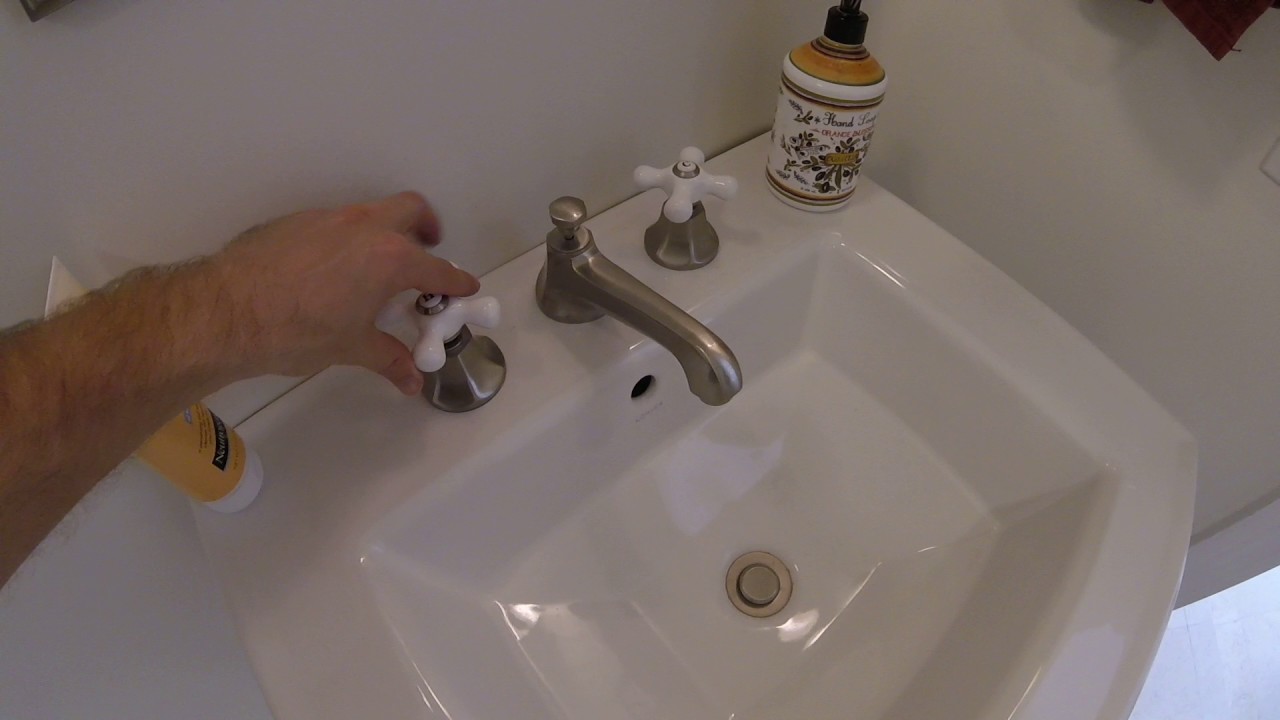 Kingston Brass Faucet Review Metropolitan Youtube