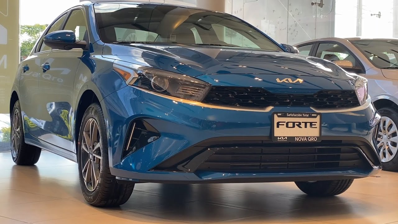 Kia Forte Sedán LX IVT | KiaNova Querétaro - YouTube