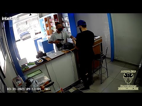 Armed Robber Meets Armed Employee