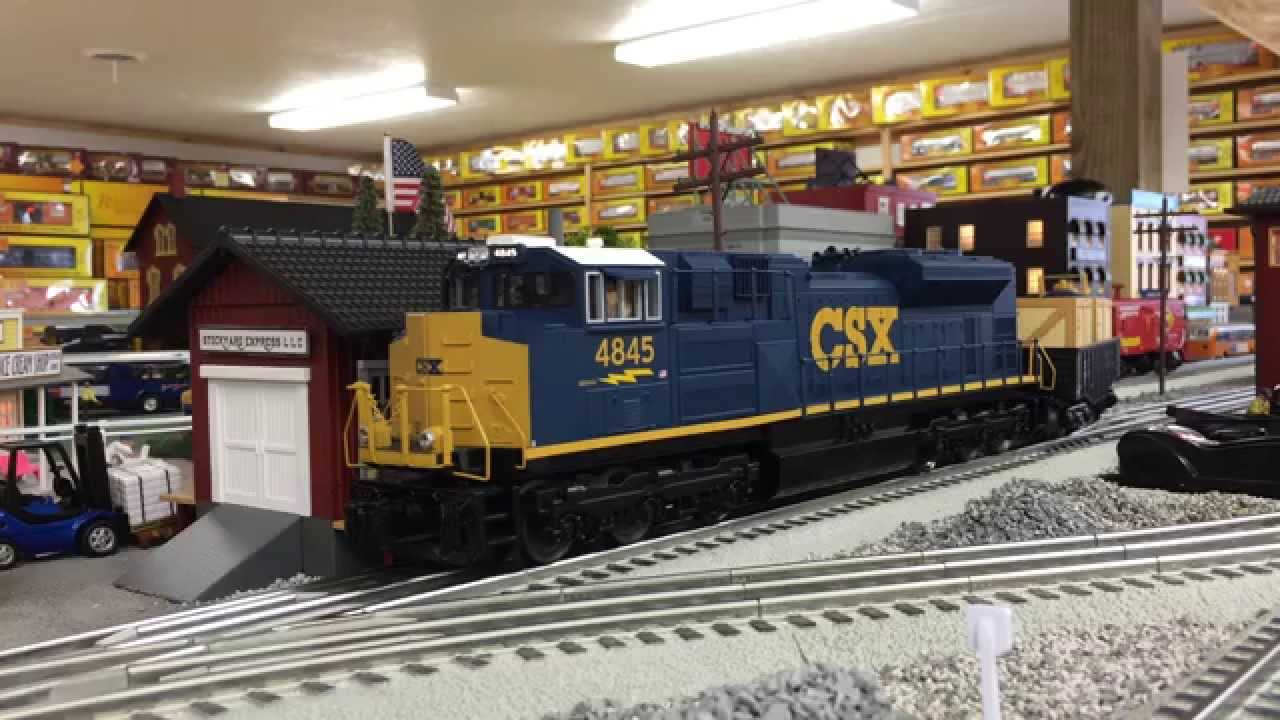 MTH RailKing CSX SD70ACe Diesel Freight RTR Set - YouTube