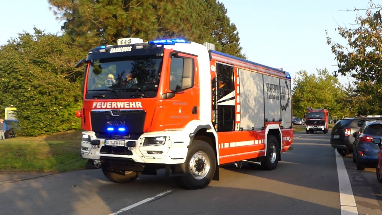 Ankunft des neuen HLF der Feuerwehr Saarlouis West (Rosenbauer)
