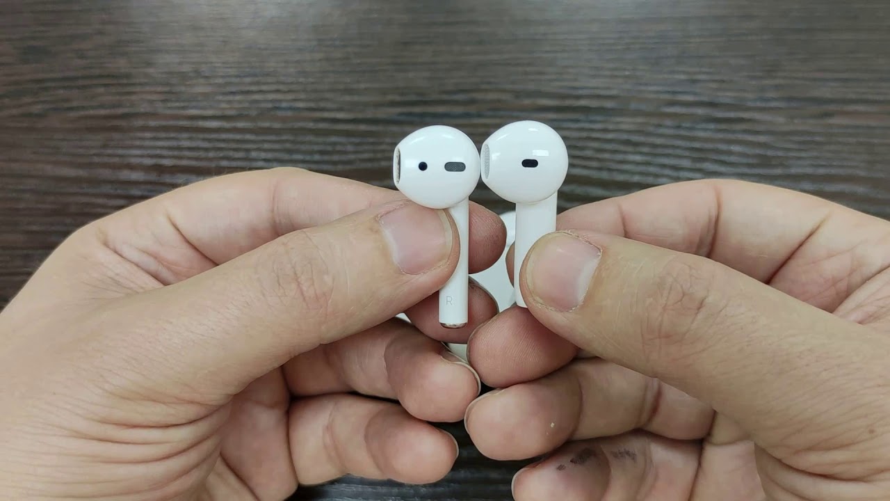 Сравнение TWS наушников Tronsmart Onyx Ace и Apple AirPods