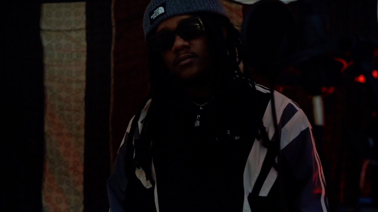 Watch Dreak B - Applebees on YouTube Watch Dreak B - Applebees on YouTube