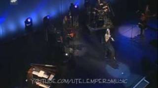 Video thumbnail of 'UTE LEMPER ~ They Call Me Naughty Lola (live 2006)'