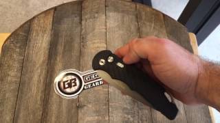 Protech TR-4.F3 (Feather Texture Handle)