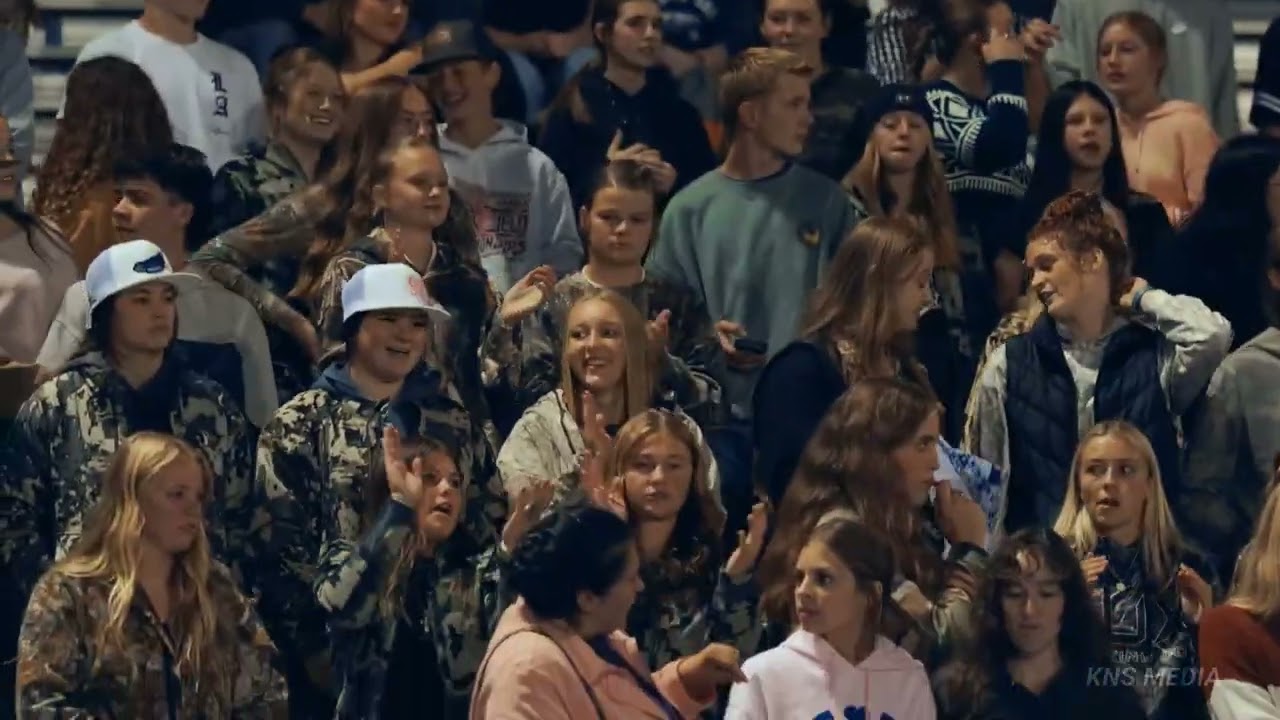 SNOWFLAKE LOBOS VS COMBS 2025